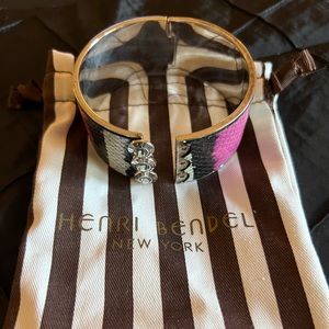 Authentic HENRI BENDEL Snakeskin Look Silver Cuff Black White Pink